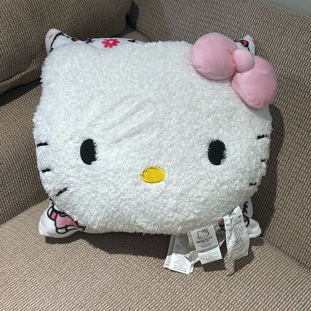 Hello Kitty Pink Daisies And Bows Decorative Pillow Set Made By Sanrio